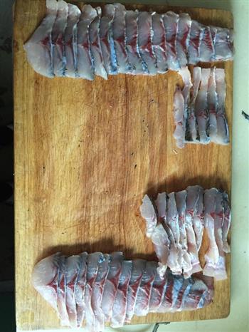 砂锅鱼羊鲜的做法步骤1