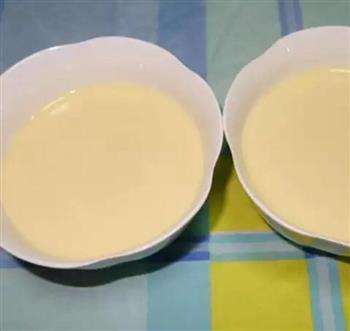 牛奶炖蛋-好滋补的做法图解4