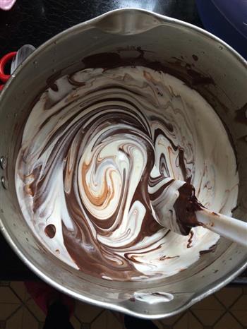 巧克力慕斯蛋糕6寸的做法步骤3