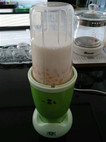奶油玉米蘑菇汤的做法步骤2