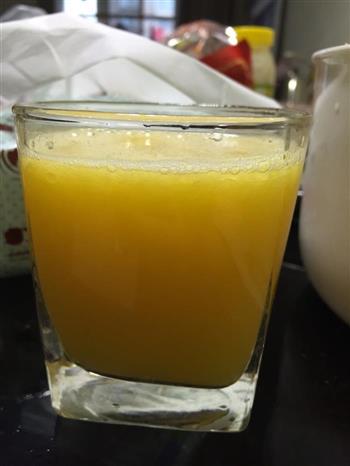 鲜榨脐橙汁的做法步骤6