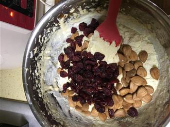 杏仁蔓越莓牛轧糖的做法步骤8