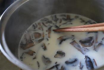 奶油蘑菇浓汤-冬日里的小小慰藉的做法步骤8