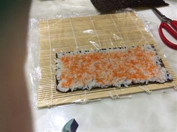 樱花卷寿司的做法步骤9