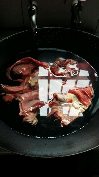 笋子烧牛肉的做法图解2