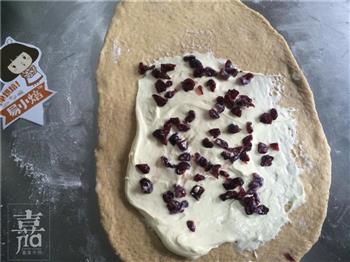 杂粮蔓越莓乳酪面包的做法步骤6
