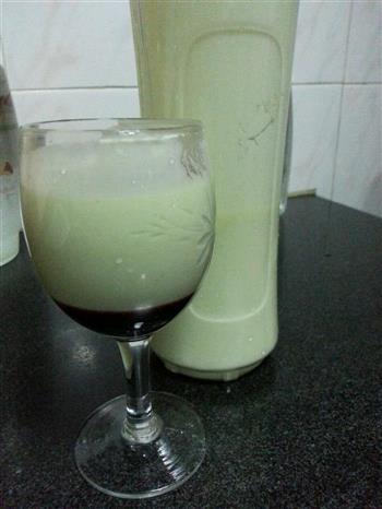 牛油果酸奶的做法步骤3