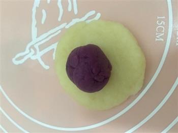 爱上烘焙从易小焙开始-酥的掉渣的紫薯酥的做法步骤7