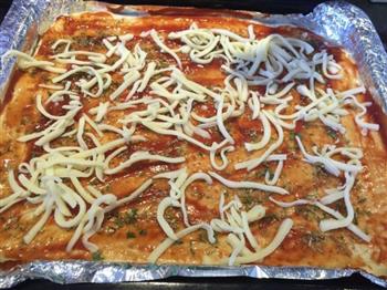 杂蔬火腿披萨的做法步骤3