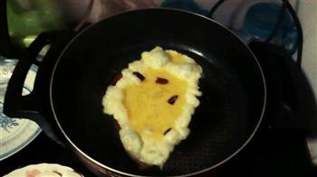 杏鲍菇炒鸡蛋的做法步骤3