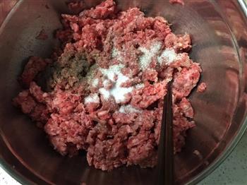 白菜牛肉生煎包的做法步骤5