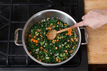 托斯卡纳蔬菜炖汤的做法图解2