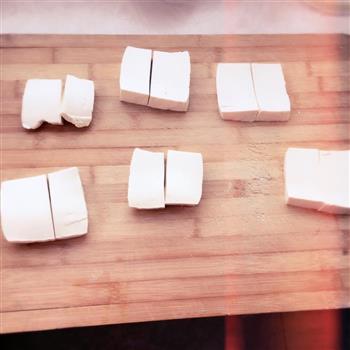 糖醋脆皮豆腐的做法步骤1