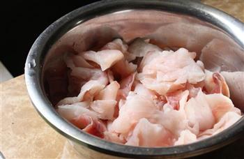 快手水煮鱼片健康低油的做法步骤1