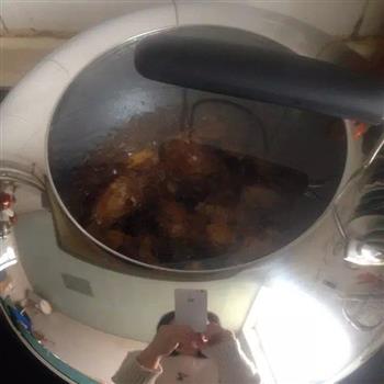 香菇板栗烧鸡的做法步骤8