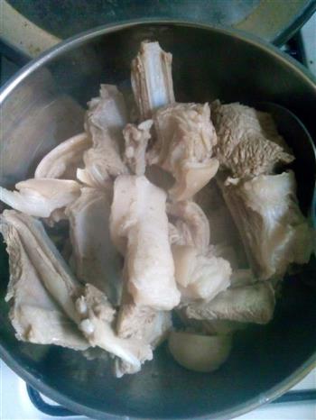 电饭煲版羊肉抓饭的做法步骤1