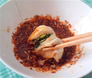 韭菜鸡蛋煎饺的做法步骤4