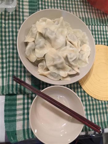 牛肉芹菜饺子的做法步骤4