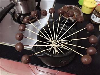 美味巧克力串串派对的做法图解3