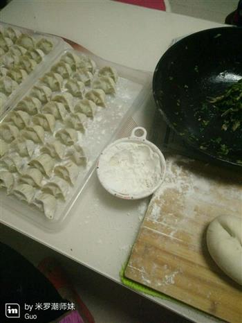 荠菜饺子的做法步骤3