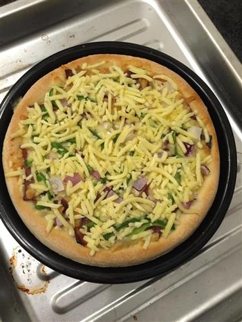 自制8寸厚底培根披萨的做法步骤11