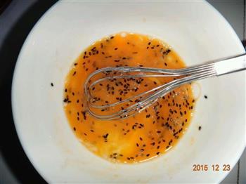 豆浆鸡蛋香酥小麻花的做法图解1