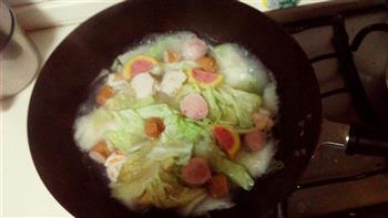 白菜鱼丸汤的做法步骤5