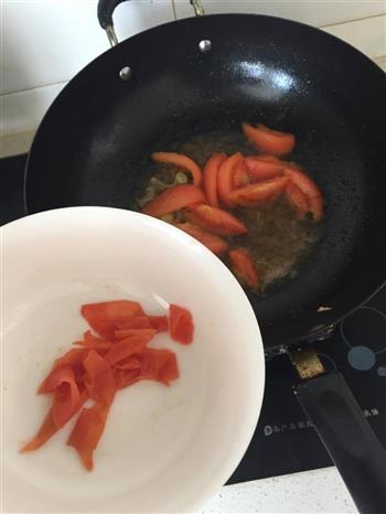 西红柿金针菇汤菜的做法步骤3