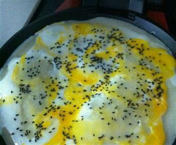 营养早餐鸡蛋饼的做法步骤4