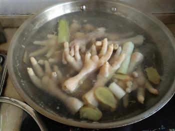 卤煮鸡爪的做法步骤2