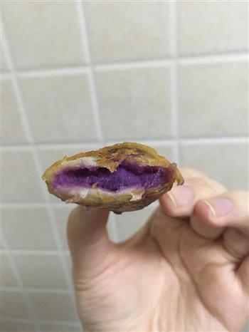 奶香紫薯春卷的做法步骤8