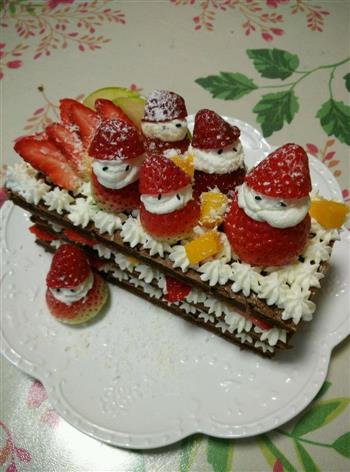 圣诞草莓雪人蛋糕的做法步骤9