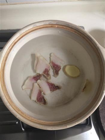 美味鳝鱼汤的做法步骤2