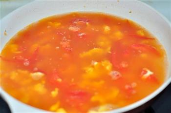 西红柿鸡蛋疙瘩汤的做法步骤5