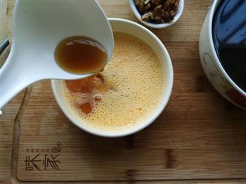 红枣姜茶撞蛋的做法步骤5
