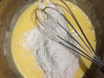 超详细的无油版酸奶蛋糕的做法步骤5