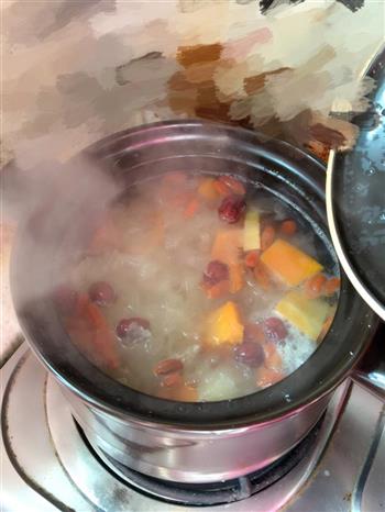 南瓜银耳红枣汤的做法步骤6