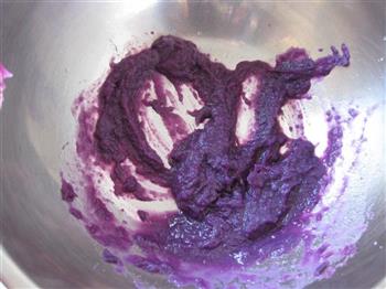 紫薯双色馒头的做法图解2