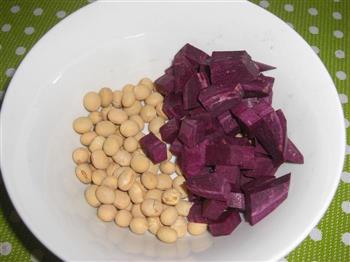 紫薯豆浆的做法图解1