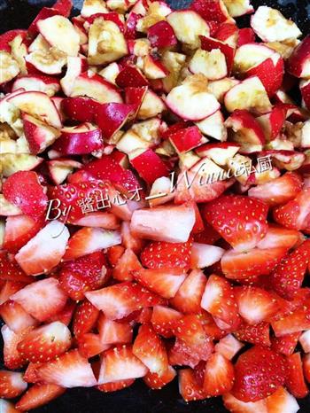 私房草莓山楂果酱的做法图解3
