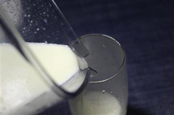 破壁而生的奶香玉米汁的做法步骤6