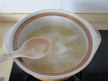 海参小米粥的做法步骤4