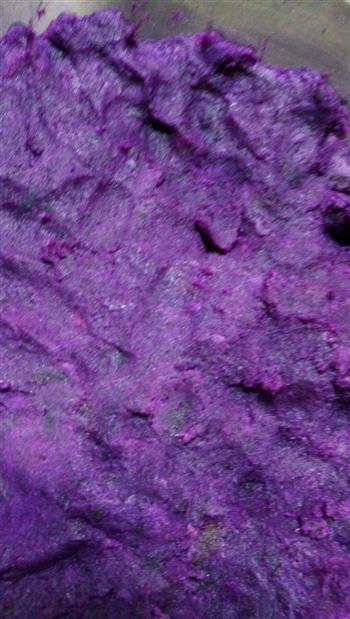 紫薯玫瑰花馒头的做法图解2