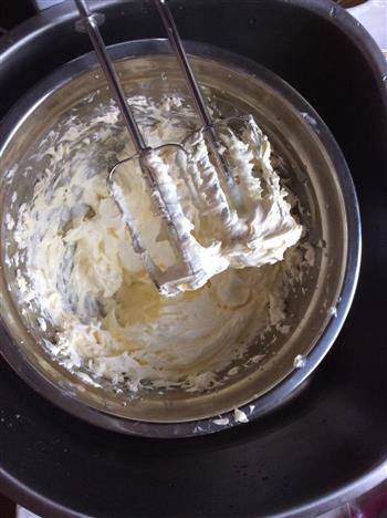 酸酸的甜-柠檬磅蛋糕的做法步骤2