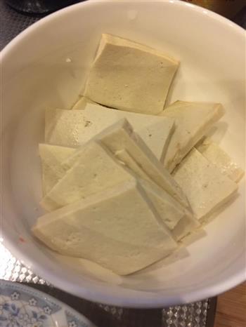 青菜豆腐粉条汤的做法图解1