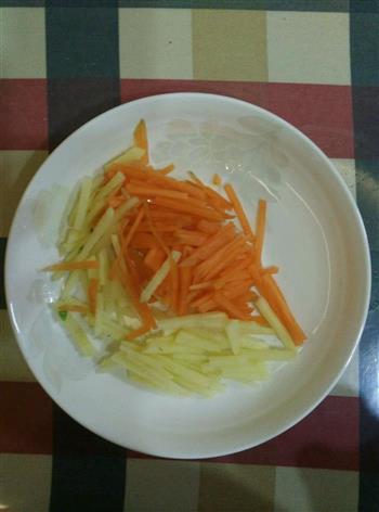 蔬菜炒面的做法步骤2