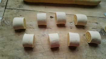 八双色螺旋纹豆沙包的做法步骤12