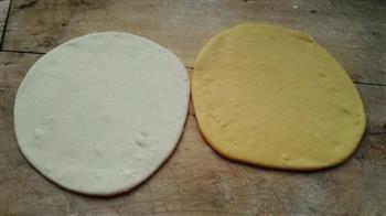 八双色螺旋纹豆沙包的做法步骤7