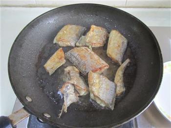 剁椒芋头烧带鱼的做法步骤7