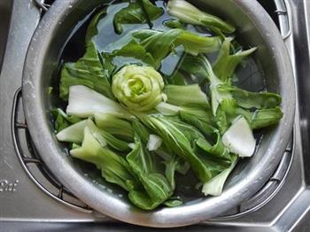 虾仁疙瘩汤的做法图解1